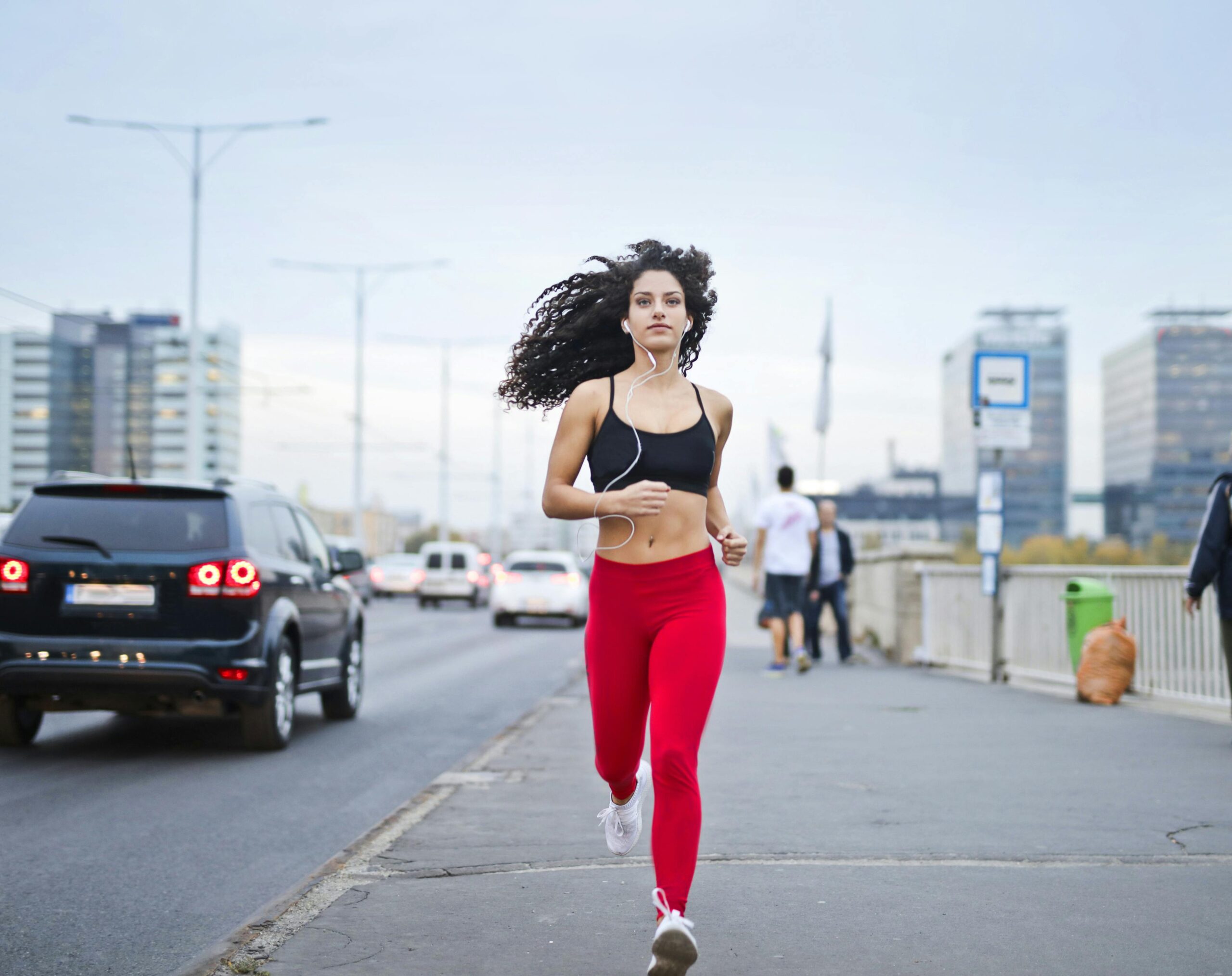 Los 7 Mejores Auriculares para Correr del 2024